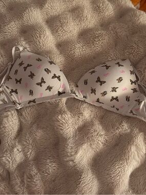 PINK Victoria's Secret White Butterfly Print Push-Up Bra